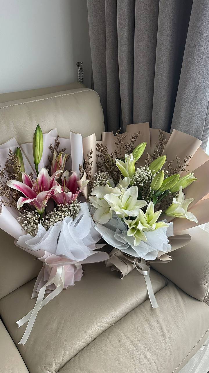 Classic Lilies