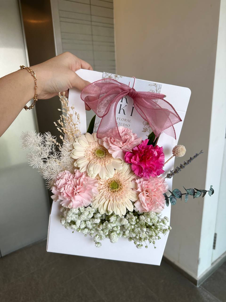 [Free Delivery] KIKI Flower Bag ++