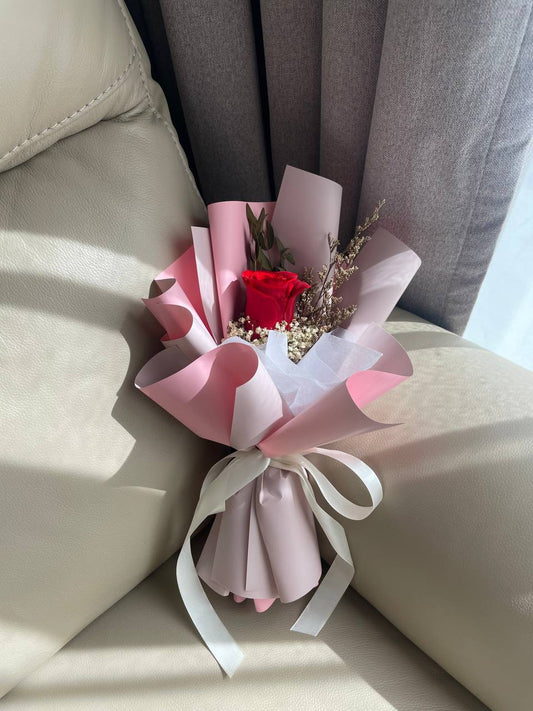 Elegant Mini Bloom